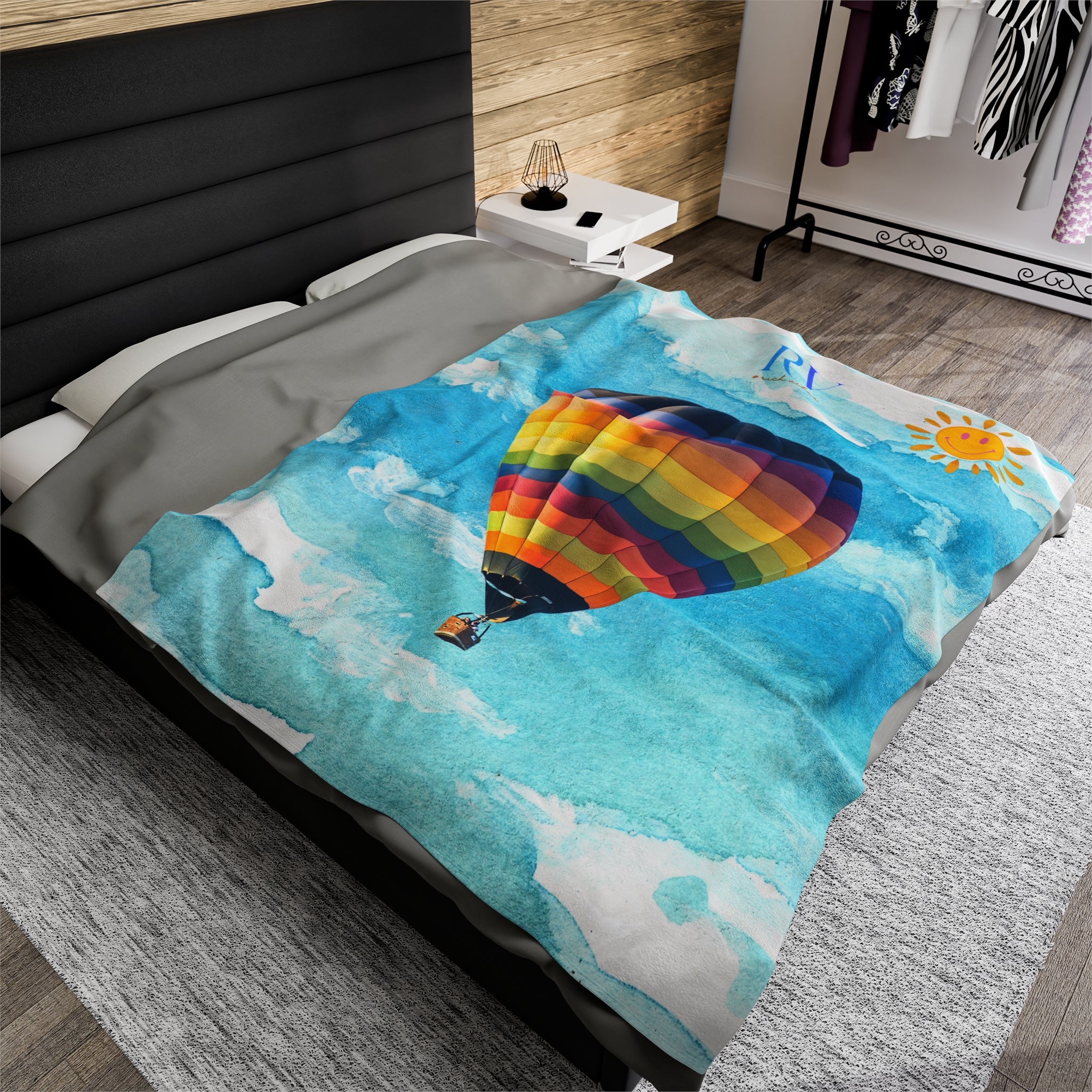 RV Multi- Colored Air Balloon Smiley Sunshine - Velveteen Plush Blanket