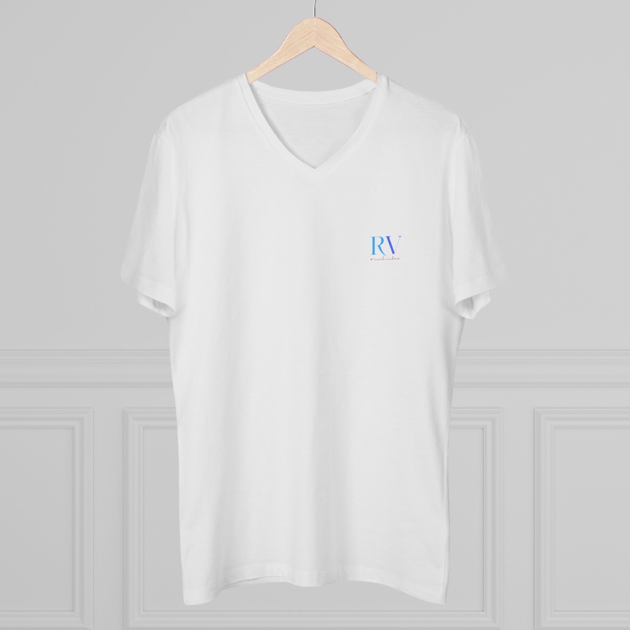 Rich Vibes RV Top Logo - Men’s Presenter V-neck