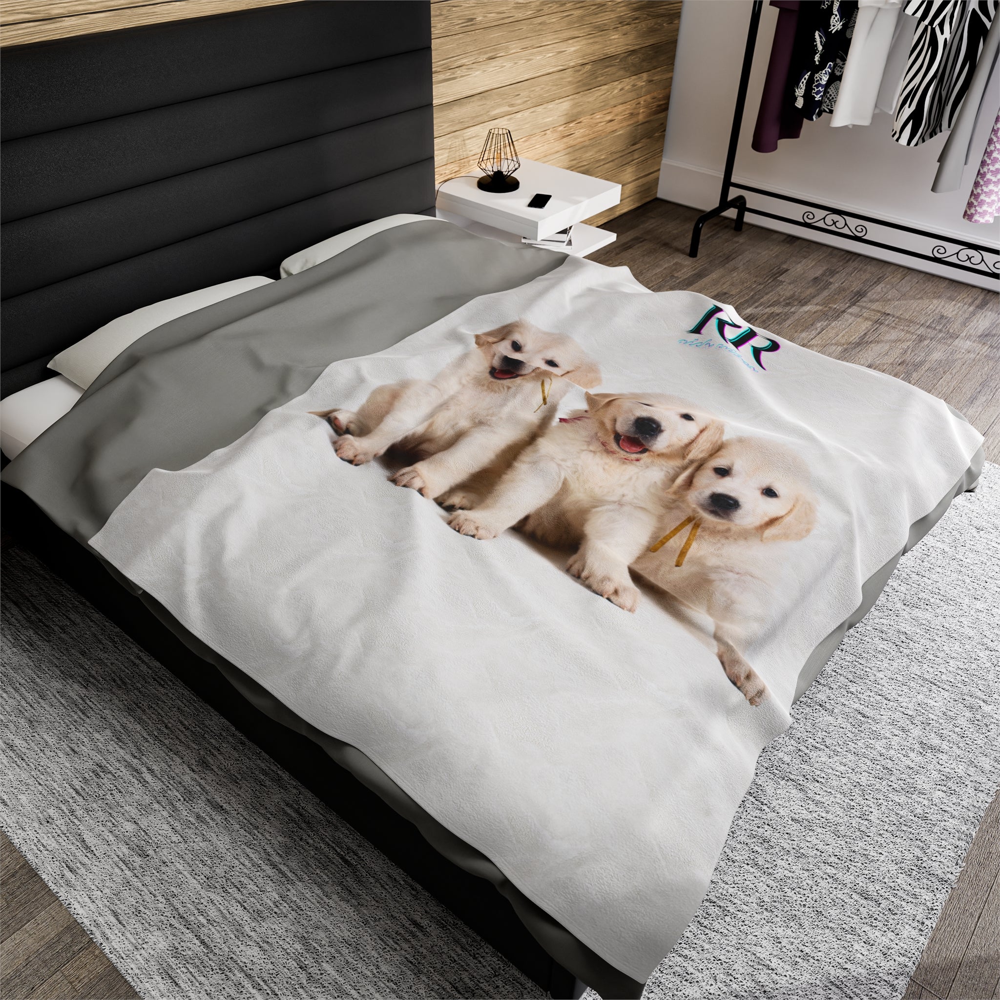 Rich Vibes RR Three White Retriever Pups - Velveteen Plush Blanket White