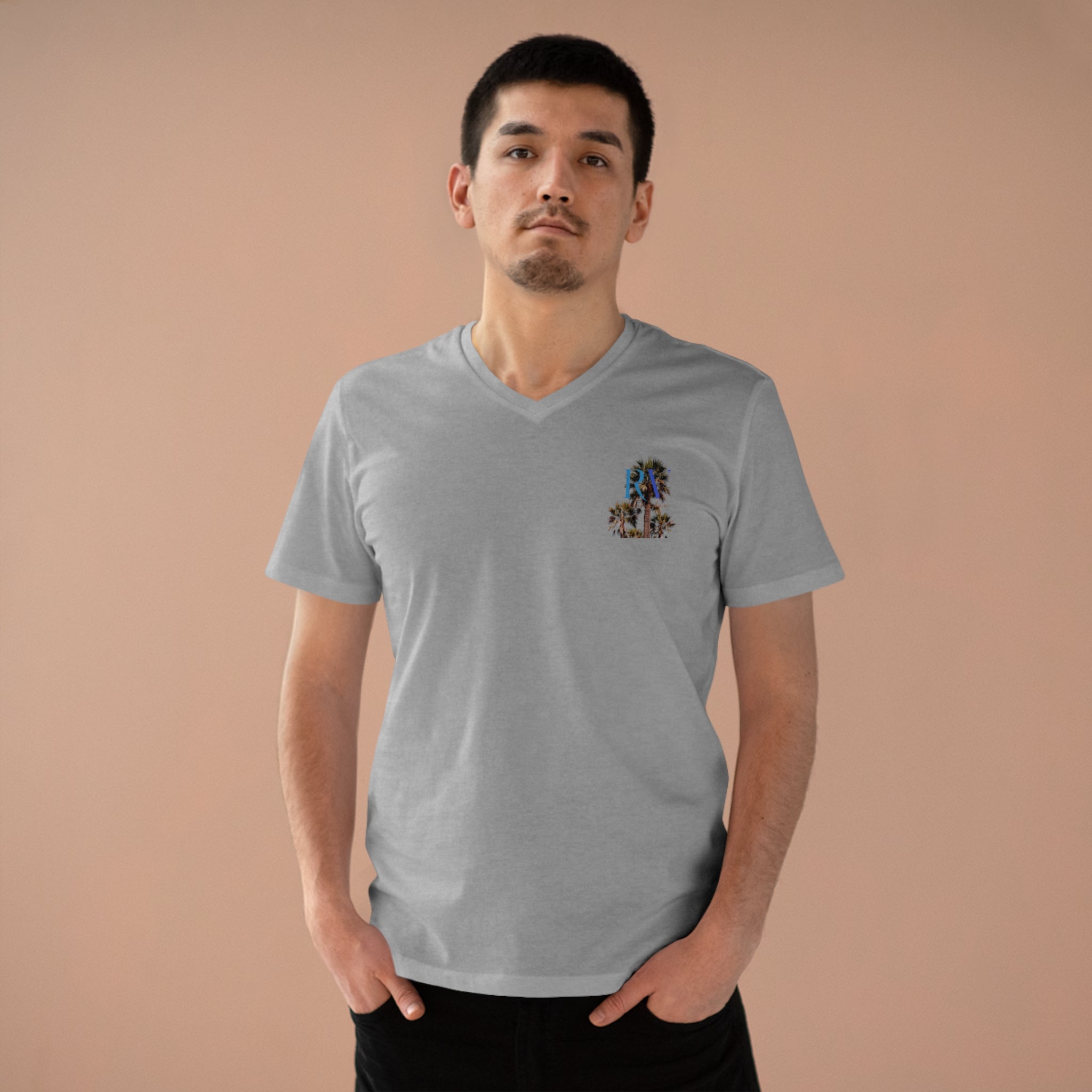 Rich Vibes RV Palm Tree Top Logo 3 Ape Benjamins - Men’s Presenter V-neck