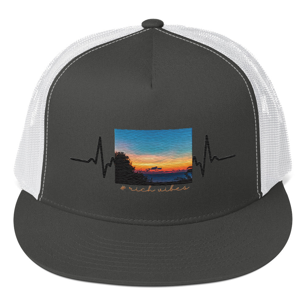 RV5 Rich Vibes Summer Sunset Pulse - Trucker Cap