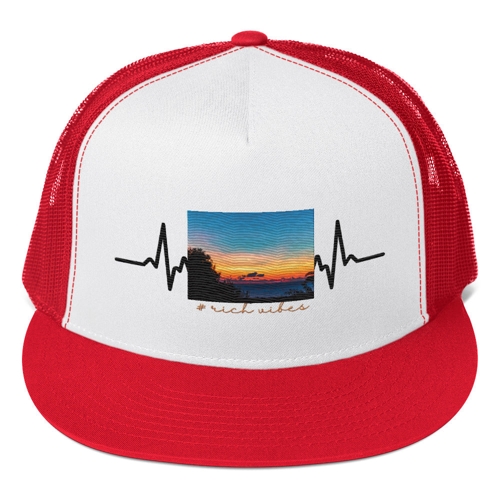 RV5 Rich Vibes Summer Sunset Pulse - Trucker Cap