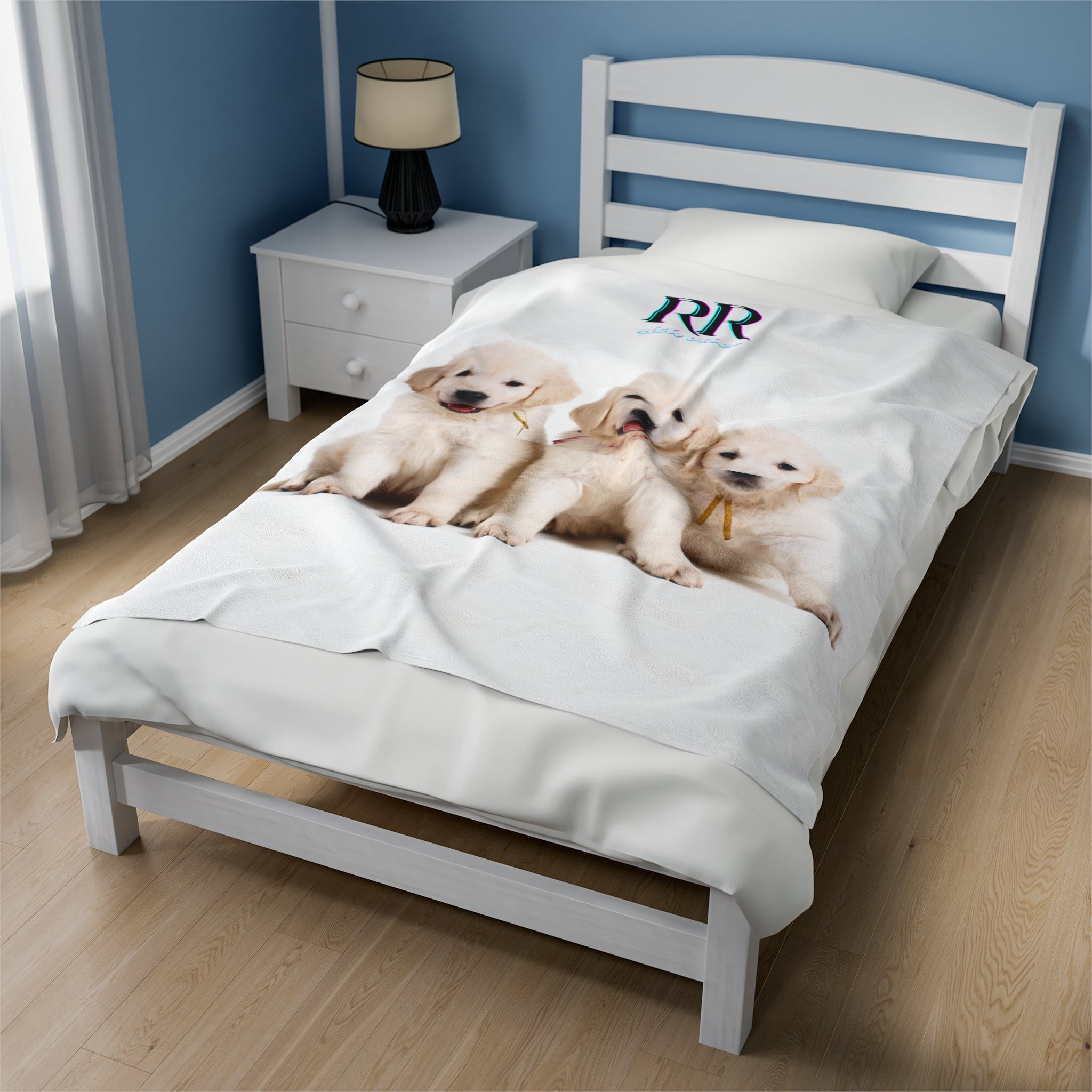 Rich Vibes RR Three White Retriever Pups - Velveteen Plush Blanket White