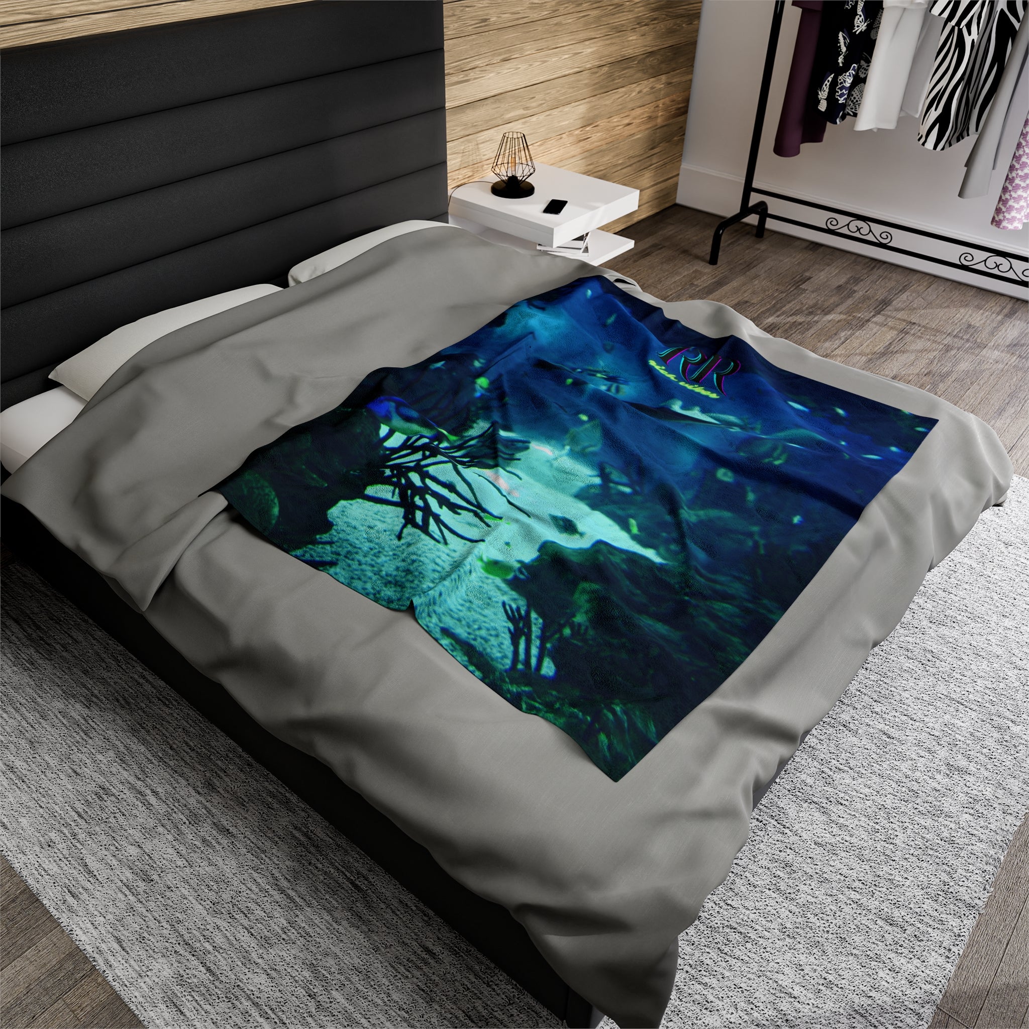 Rich Vibes Volt RR Blue Ocean Coral Reef  - Velveteen Plush Blanket