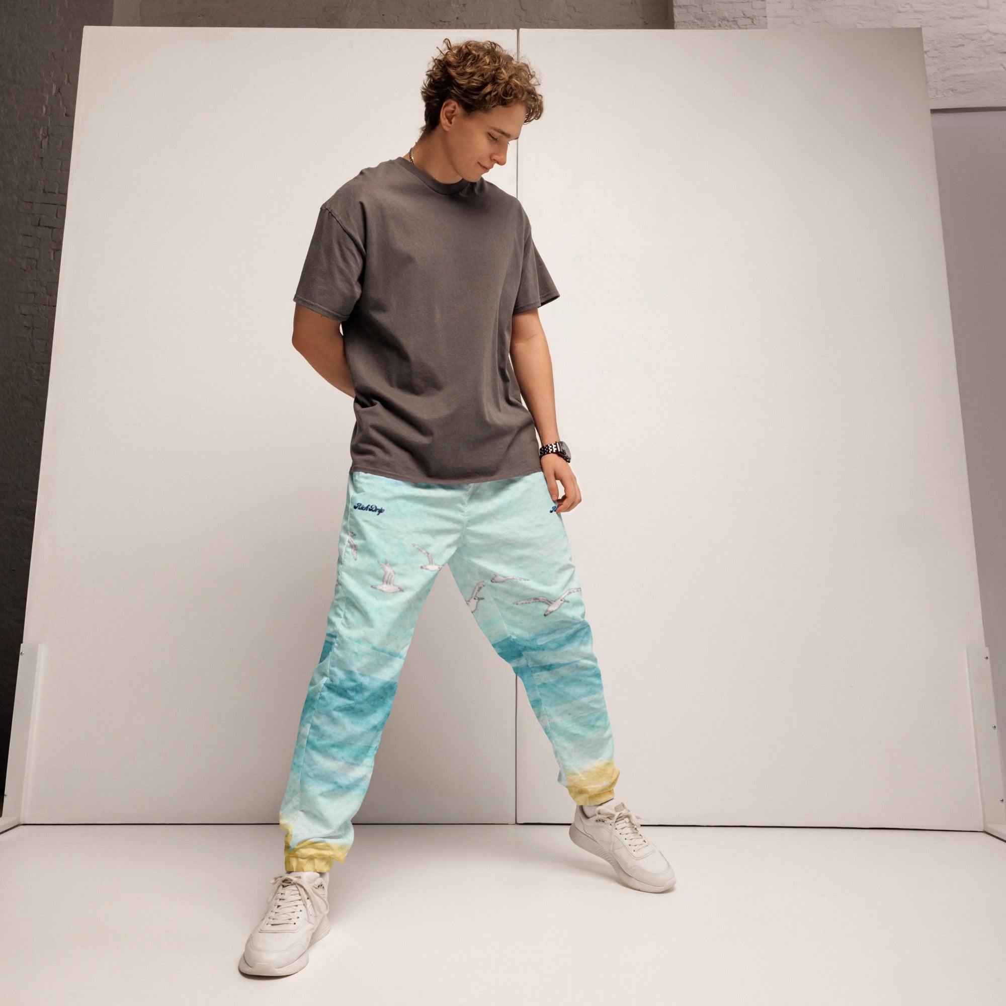 Rich Drip RR Blue Skies Beach Vibes 1.0 - Unisex track pants White