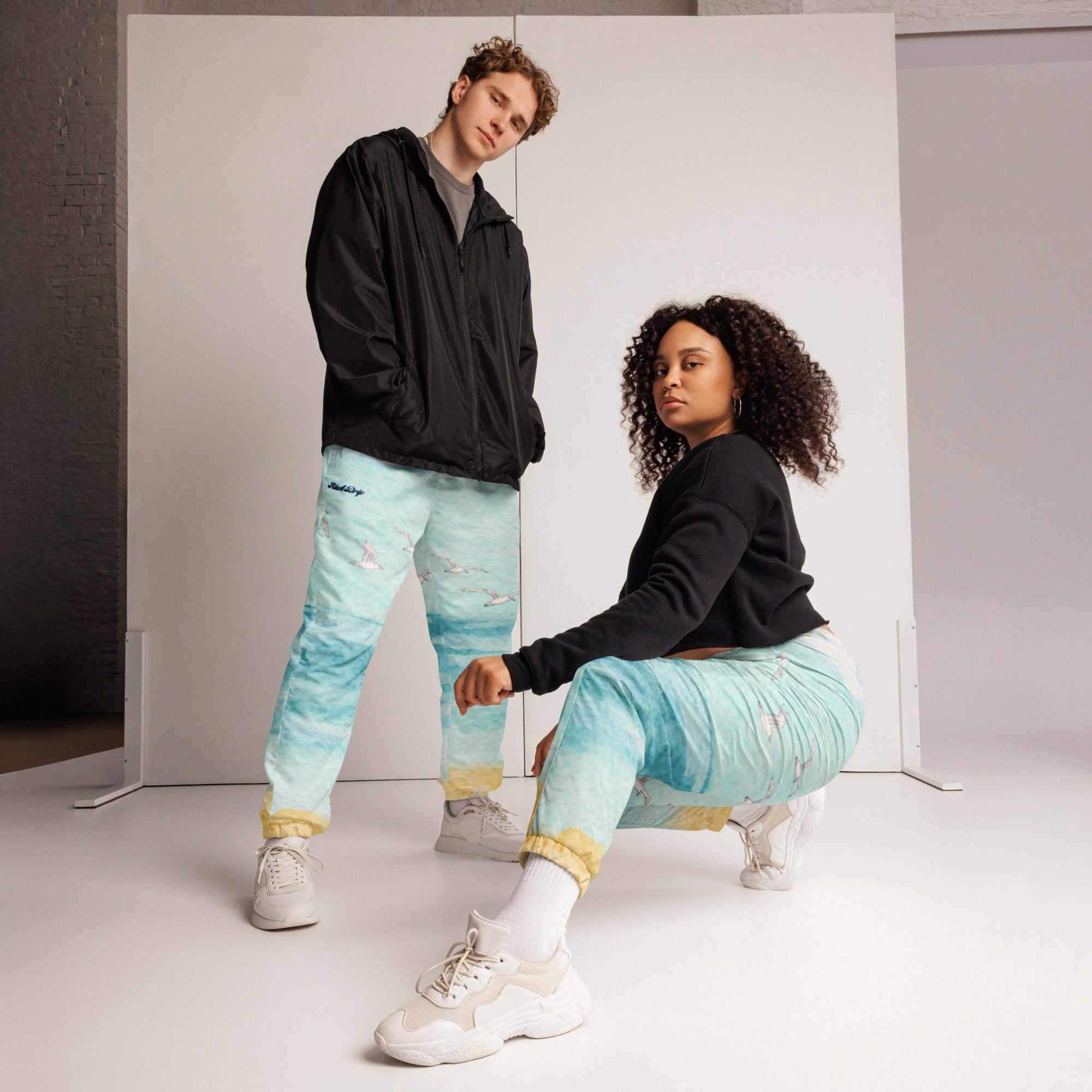 Rich Drip RR Blue Skies Beach Vibes 1.0 - Unisex track pants White