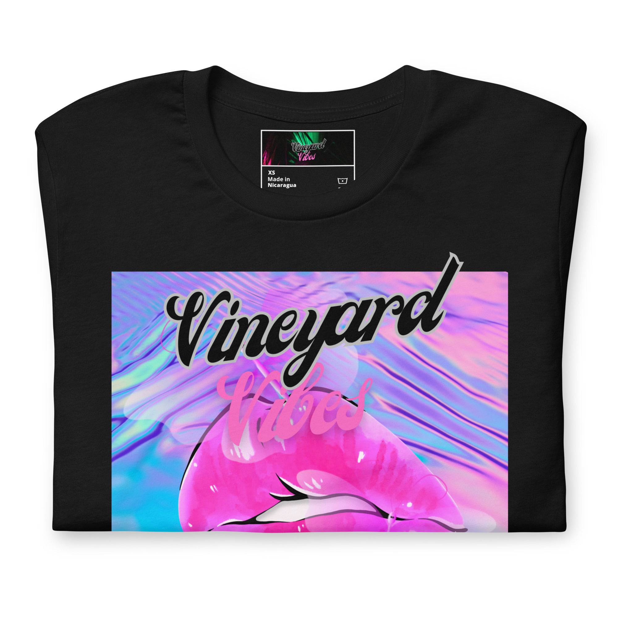 Vineyard Vibes Pink Palm Tree Print Diva Kiss - Unisex t-shirt
