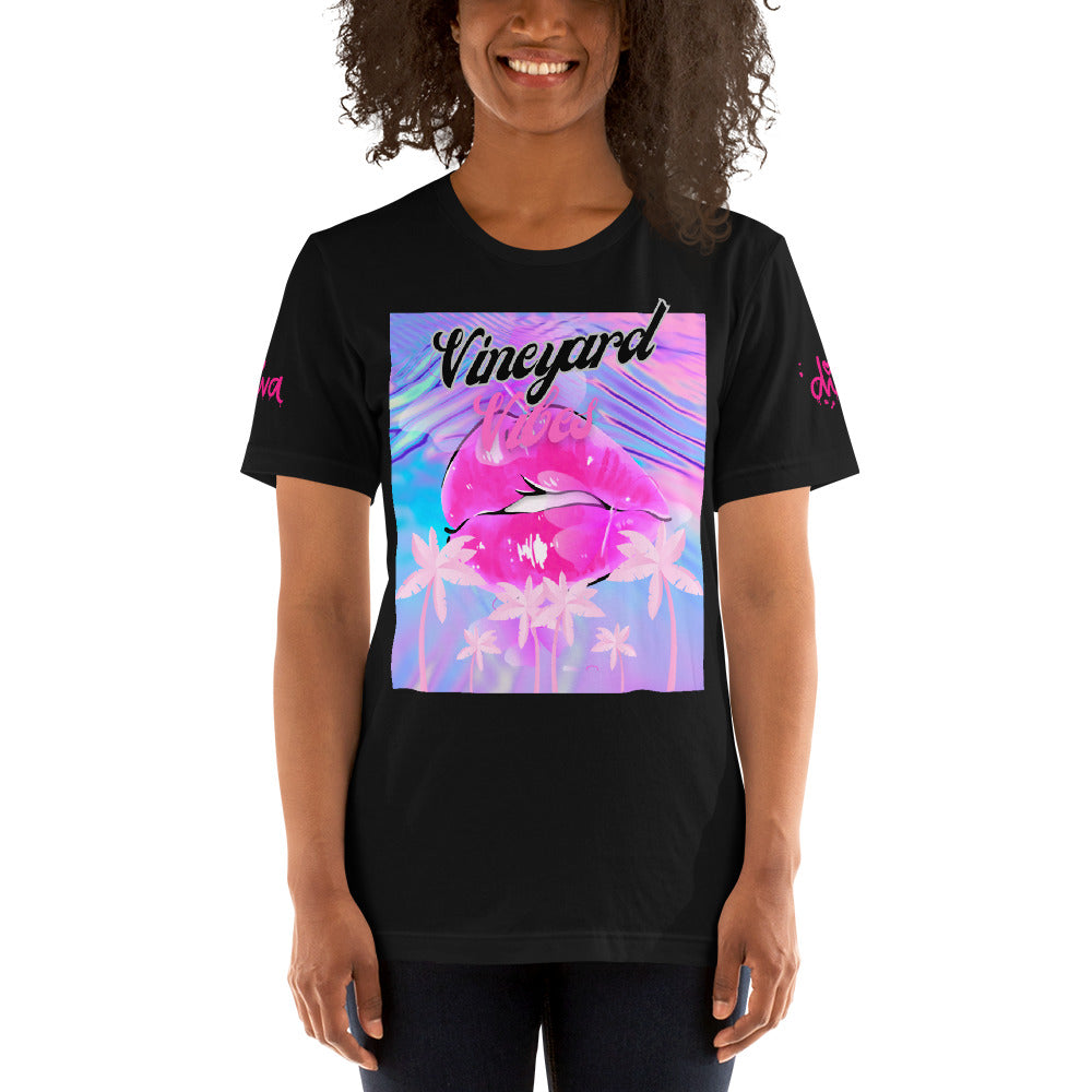 Vineyard Vibes Pink Palm Tree Print Diva Kiss - Unisex t-shirt