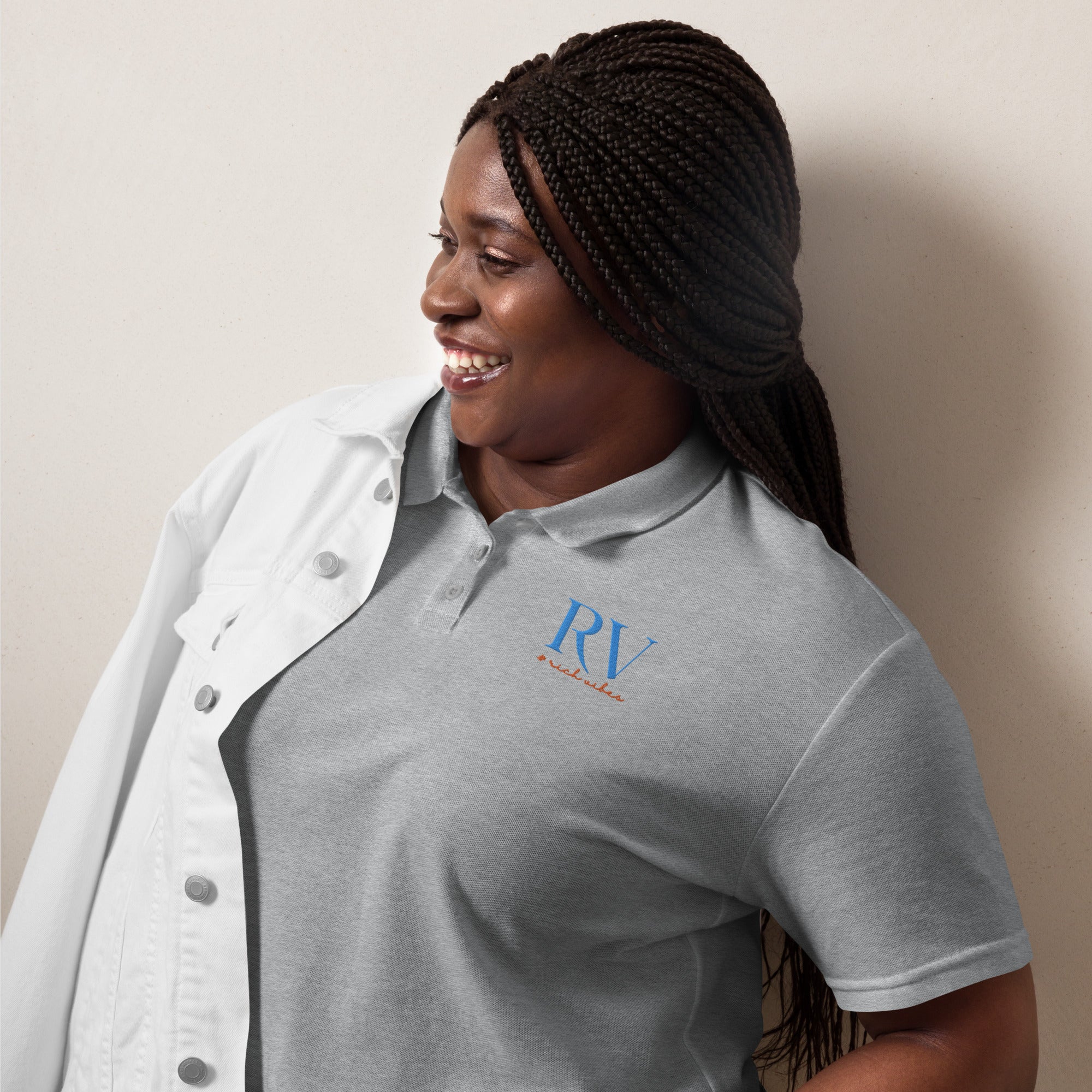 Rich Vibes RV Logo - Women’s pique polo shirt