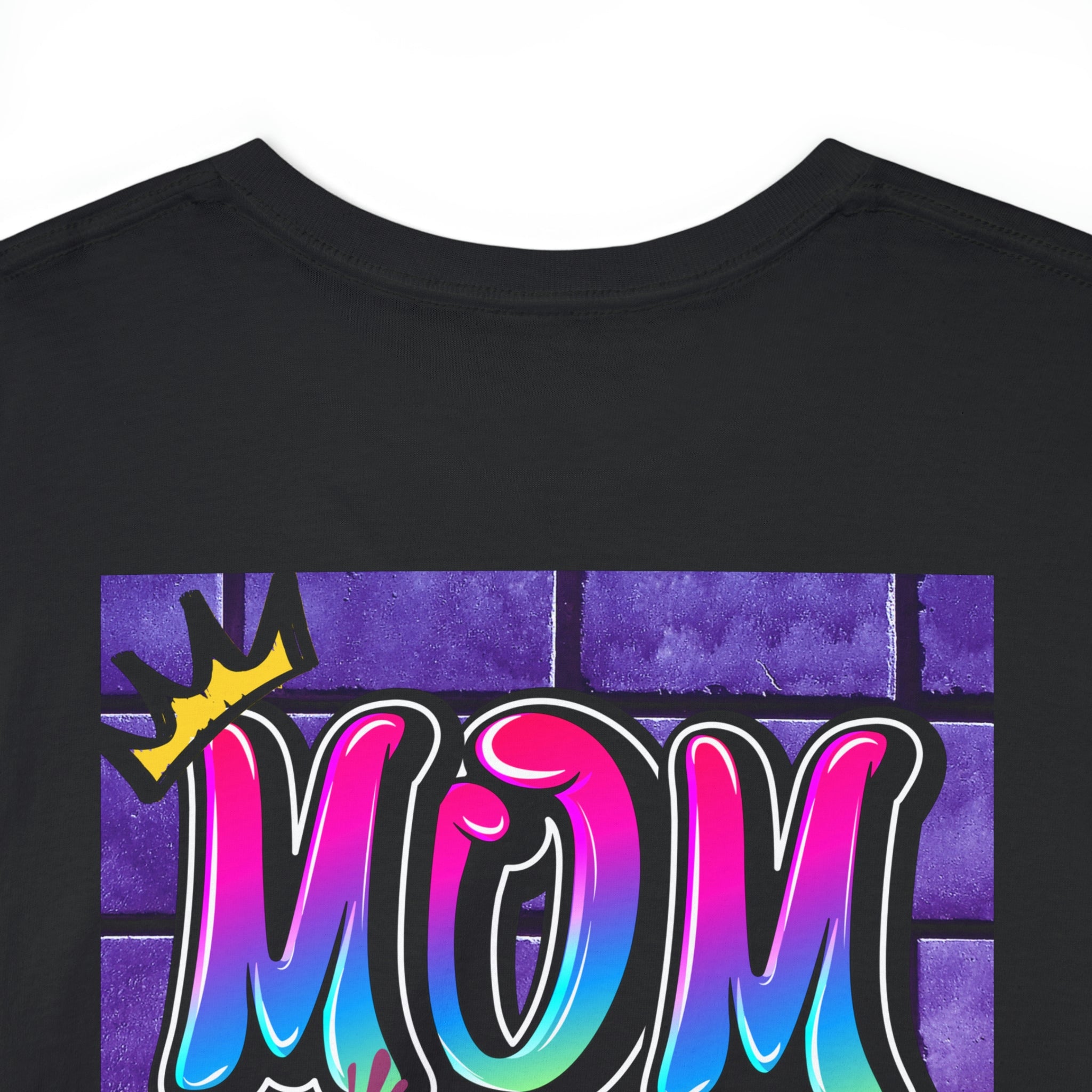 MOM IS DA DOMB - 90s Retro - Heavy T-Shirt