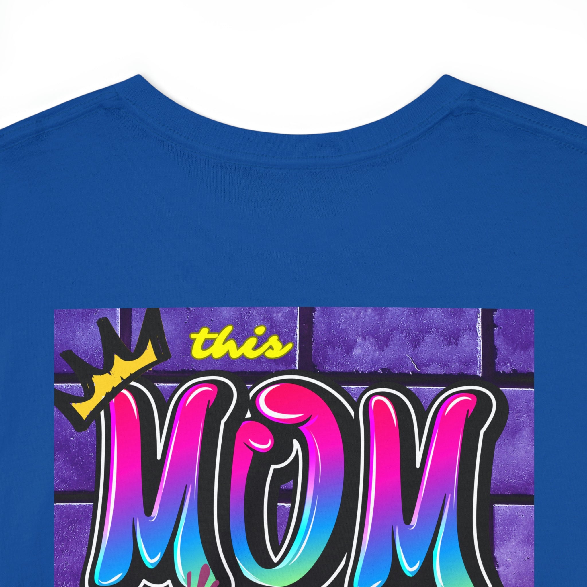 This MOM IS DA DOMB - 90s Retro - Heavy T-Shirt