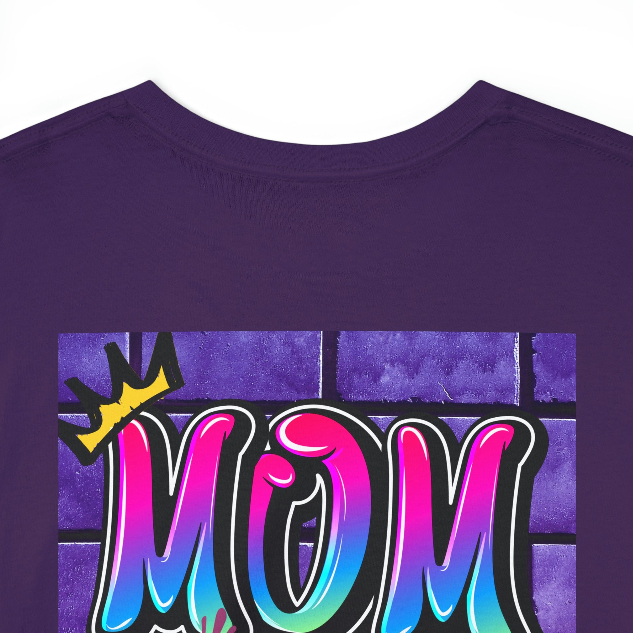 MOM IS DA DOMB - 90s Retro - Heavy T-Shirt